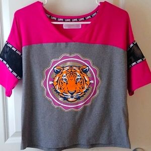 Lion Tee